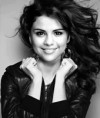 /album/galeri/selena-gomez-black-and-white-jpg/